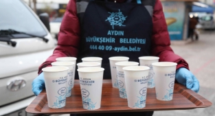 AYDIN BÜYÜKŞEHİR BELEDİYESİ SOĞUK SABAHLARI SICAK ÇORBAYLA ISITIYOR