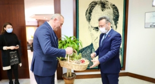 AYDIN VALİSİ AKSOY VE DİDİM KAYMAKAMI YİĞİT’TEN BAŞKAN ATABAY’A ZİYARET