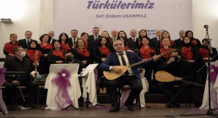 Bursa Osmangazi'de türküler tek bir ağızdan söylendi