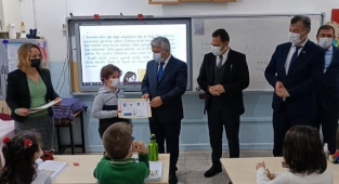 DİDİM'DE KARNE HEYECANINA KAYMAKAM YİĞİT ORTAK OLDU