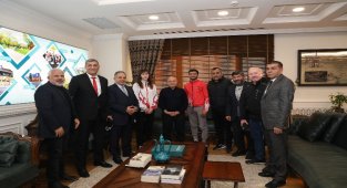 Kayseri Talas Belediyesi Dünya 2.'si sporcuları konuk etti