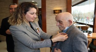 Kocaeli İzmit Belediyesi üst yönetimi muhtarları dinledi