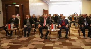 Kütahya Belediye Başkanı Işık yatırımcılara seslendi