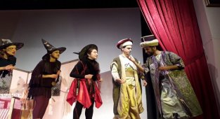 Manisa Saruhan'da önce miniklere sonra büyüklere tiyatro