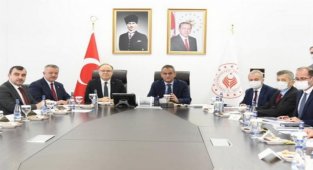 Bakan Özer: