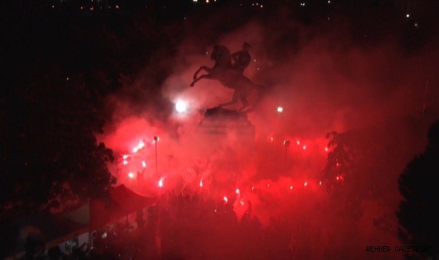BAŞKAN ATABAY ATATÜRK ANITINA GERÇEKLEŞTİRİLEN SALDIRIYI KINADI