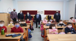 Başkan Büyükkılıç'dan İlmiye- Ahmet Büyükkılıç İlkokulu'na ziyaret