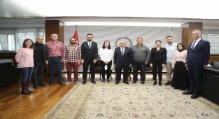 Başkan Büyükkılıç, Kayseri'de profesyonel turist rehberleriyle buluştu