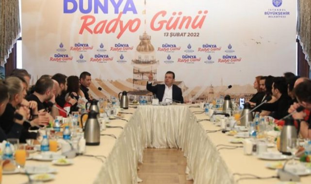 Başkan İmamoğlu, İstanbul'da radyocularla buluştu