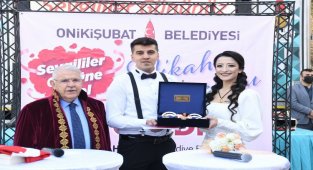 Başkan Mahçiçek’ten çiftlere 14 Şubat hediyesi