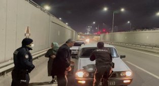Boğulmak üzere olan çocuğun imdadına bekçi yetişti