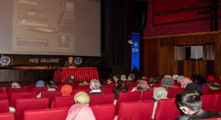 Bursa'da 'Editörlük ve Yazarlık Akademisi' başladı
