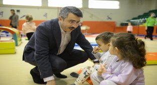 Bursa'da Yıldırım'da minik sporculara Başkan ziyareti