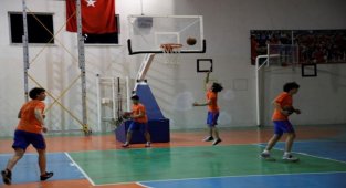 Bursa İnegöl Basketbol takımı potada tarih yazıyor