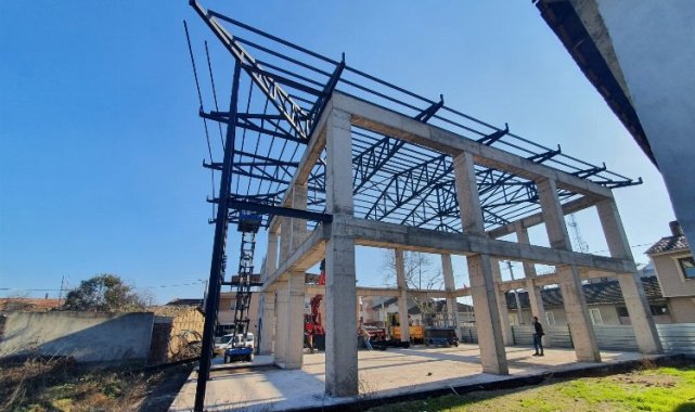 Bursa Osmangazi İzvat Camii’ne çelik çatı