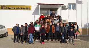 Didim'de görevden alınan müdür için bir araya geldiler