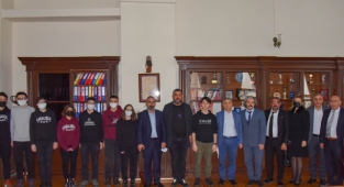 Didim Ticaret Odasından Cağaloğlu Anadolu Lisesi TEKNOFEST Takımına Destek Ziyareti