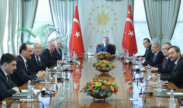 Erdoğan, Vahdettin Köşkü'nde Aksallar Konseyi'ni kabul etti