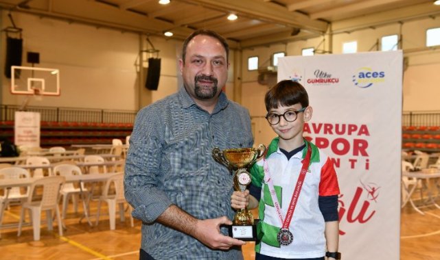 İzmir Çiğli'de Satranç Turnuvası heyecanı