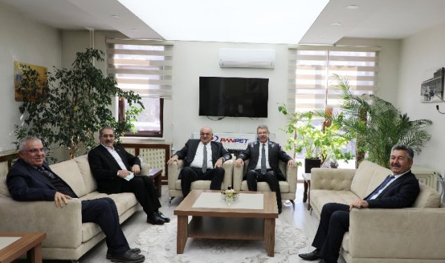 Kayseri'de Erkoyuncu'dan Akay'a ziyaret