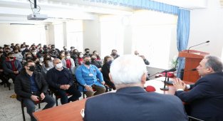 Kayseri Talas'ta Başkan Yalçın 'Kariyer Günleri'ne katıldı