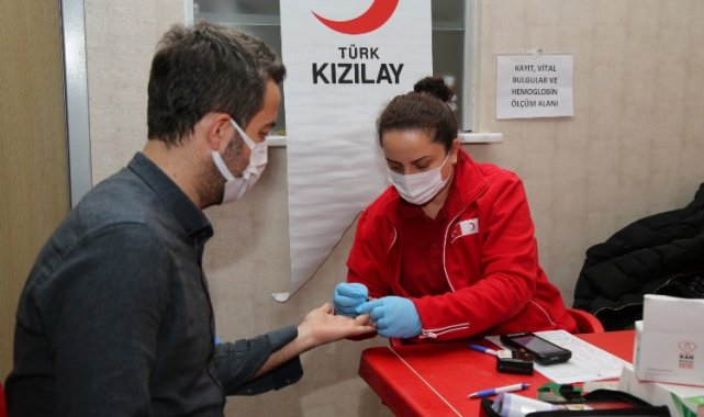 Kocaeli Büyükşehir’den Kızılay kan bağışına destek