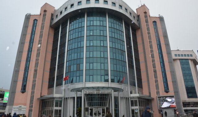 Kocaeli İzmit Belediyesinden ihtiyaç sahibi öğrencilere YKS desteği