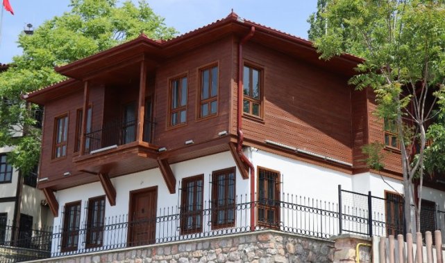 Kocaeli İzmit'e Şiir ve Edebiyat Evi açılıyor