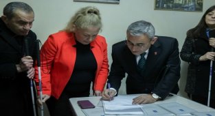 Kütahya'da görme engellilere beyaz baston