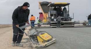 Kütahya Yoncalı'da beton yol çalışması