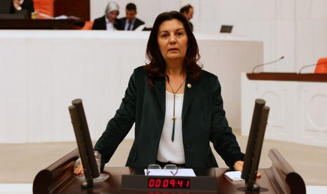 Lale Karabıyık: