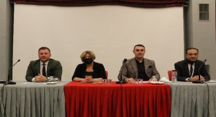 Manisa Büyükşehir ÇKSM kadrolarıyla toplantıda bir araya geldi