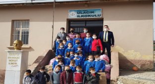 Manisa Büyükşehir'den Demircili öğrencilere sıcak hediye