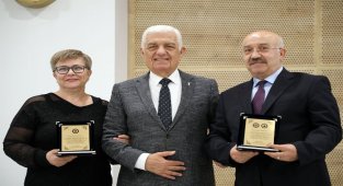 Muğla Büyükşehir'de emekli işçi ve memurlar bir araya geldi