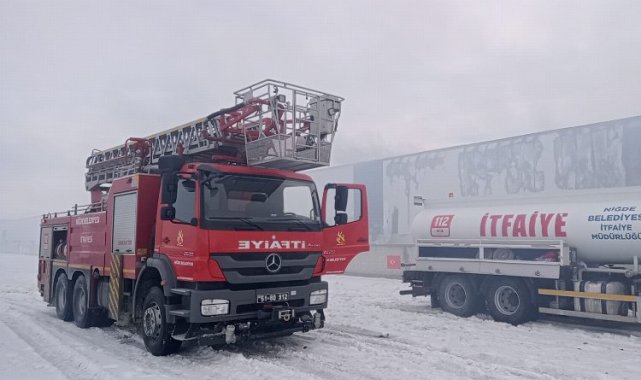 Niğde Bor Karma Organize Sanayi Bölgesi'nde yangın