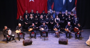 AYDIN BÜYÜKŞEHİR BELEDİYESİ ETKİNLİĞİNDE DOSTLARI AŞIK VEYSEL’İ UNUTMADI
