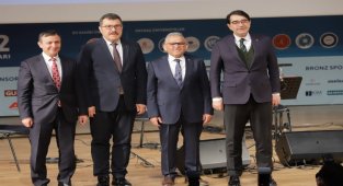 Başkan Büyükkılıç, İKAF'ta gençlere yönelik hizmetleri anlattı