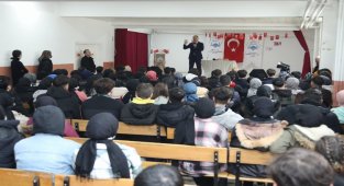 Bursa'da Başkan Aktaş'tan liseli öğrencilere nasihat
