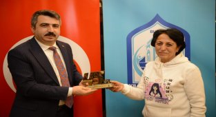 Bursa Yıldırım'da Başkan Yılmaz emektar personelle buluştu