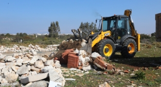 DİDİM BELEDİYESİ VATANDAŞLARIN CAN GÜVENLİĞİNİ TEHLİKEYE ATAN GECEKONDULAR İÇİN HAREKETE GEÇTİ 