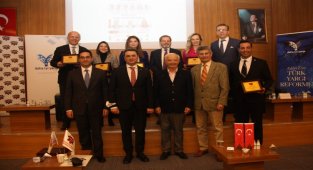 "Hukuk ve ekonomi birbirinin ayrılmaz parçalarıdır"