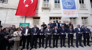 İstanbul Üsküdar'daki kütüphane gençlerden ilgi görüyor