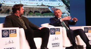 Kartepe'de "Denizler ve Geleceğimiz" konuşuldu