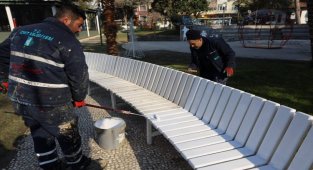 Kocaeli İzmit Belediyesi, Cumhuriyet Park'ında genel bakım çalışmalarına başladı
