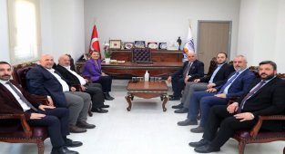 Kocaeli İzmit'te Başkan Hürriyet'ten KESOB'a ziyaret