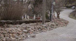 Kütahya'da mezarlıklar düzenleniyor