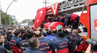 Manisa Büyükşehir’den vefat eden itfaiye personeline veda