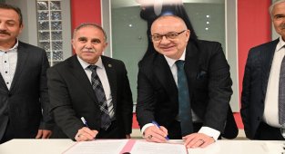 Manisa Büyükşehir ve Gördes Belediyesi'nden işbirliği protokolü