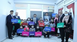 Manisa'da minik öğrencilerden 'Su' teşekkürü