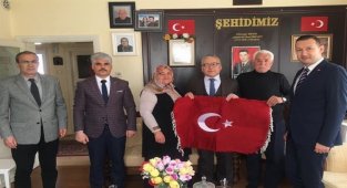 Niğde'de Vali Şimşek'ten şehit ailelerini ziyaret